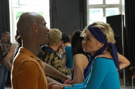 Kochaj i Tańcz 2009 cz.1